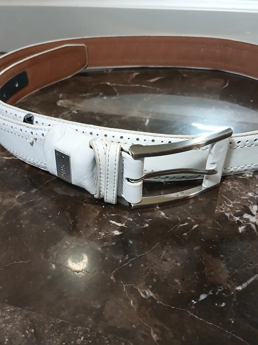 Nike Golf  White Leather Belt with Silver Buckle